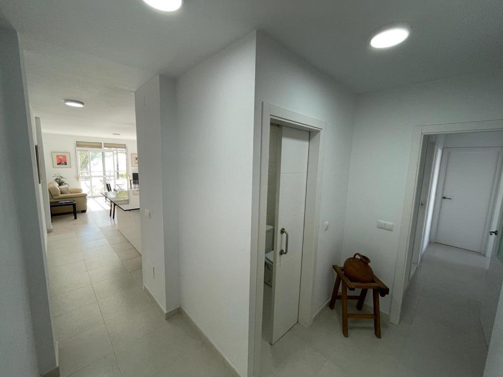 Apartamento Frente A La Playa Piso 3 Естепона Екстериор снимка