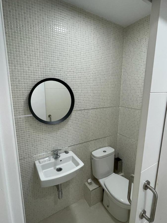 Apartamento Frente A La Playa Piso 3 Естепона Екстериор снимка