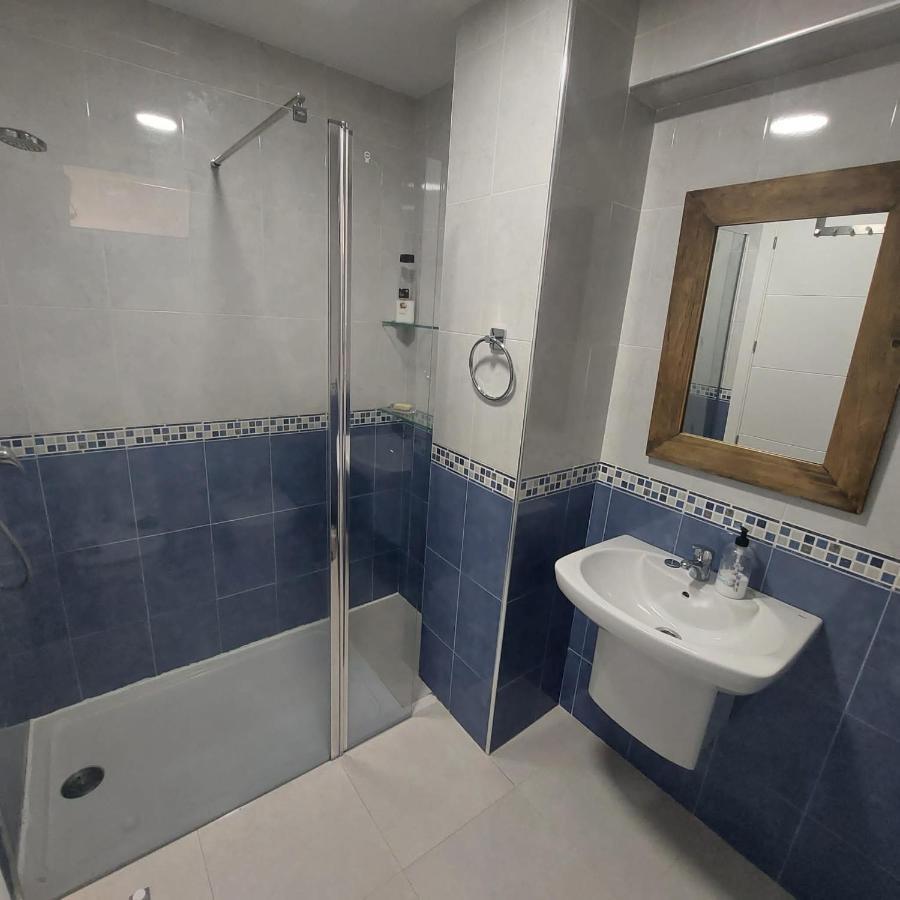 Apartamento Frente A La Playa Piso 3 Естепона Екстериор снимка